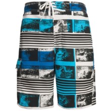 Maui Waves Print E-Board Shorts (For Men) in Blue Abstract - Closeouts