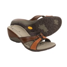 Merrell Dewberry Sandals (For Women) in Brown - Closeouts