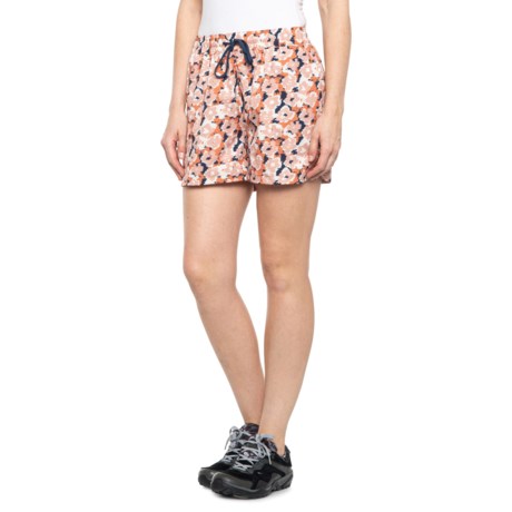 LIV OUTDOOR Minerva Shorts - UPF 30 (For Women) - BRANDIED MELON FLORAL CAMO (M )
