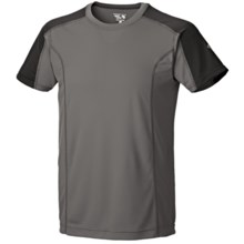 Mountain Hardwear Berrino Shirt - UPF 25, Short Sleeve (For Men) in Titanium/Shark - Closeouts
