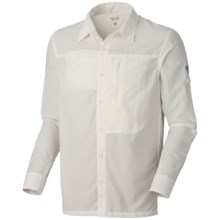 Mountain Hardwear Canyon Shirt - UPF 30, Roll-Up Long Sleeve (For Men) in Sea Salt - Closeouts