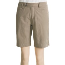 Mountain Hardwear La Strada Shorts - UPF 50+ (For Women) in Khaki - Closeouts