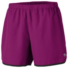 Mountain Hardwear Pacing Shorts - UPF 30 (For Women) in Deep Blush - Closeouts