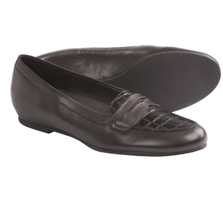 Munro American Carrie Penny Loafer Shoes (For Women) in Dark Brown Kid