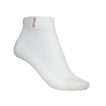 New Balance Embroidered Ribbon Low Socks (For Women) in White/Pink Ribbon - 2nds