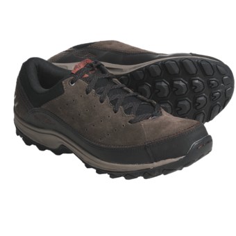 New Balance MW610 Walking Shoes (For Men) in Brown