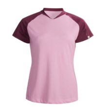 Outdoor Research Essence Duo T-Shirt - Short Sleeve (For Women) in Blush/Berry - Closeouts