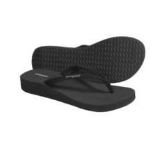 Patagonia Round Pin Lift Thong Sandals - Flip-Flops (For Women) in Black - Closeouts