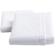 58%OFF 枕カバー ピーコック路地ジョアナレース枕カバー - スタンダード Peacock Alley Joana Lace Pillowcases - Standard画像