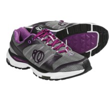 Pearl Izumi isoShift Running Shoes (For Women) in Black/Orchid - Closeouts