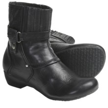 Portlandia Quest Boots - Leather (For Women) in Black Vintage - Closeouts