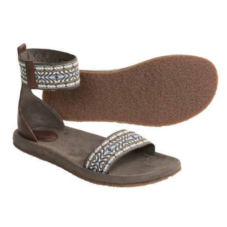 Works for narrow feet - Teva Anna Sandals (For Women) - review by ...