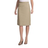 Knee-Length Pleated Skirt (For Women)