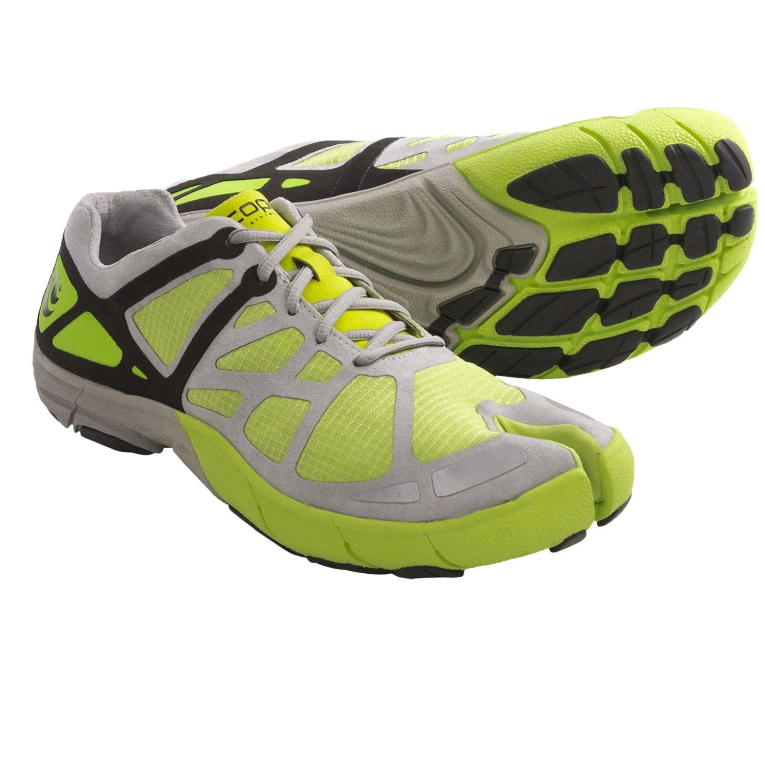 topo running shoes