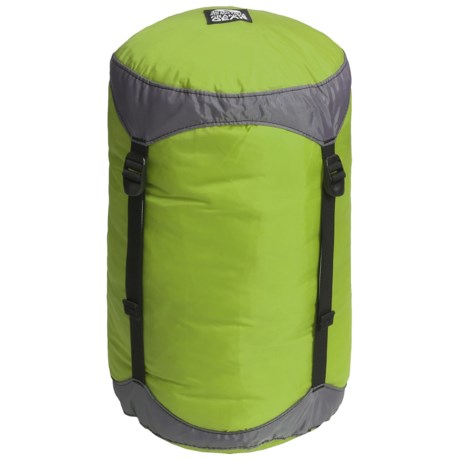 UPC 782922046402 product image for Round Rock Solid Compression Stuff Sack - 31L | upcitemdb.com