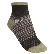 SmartWool Squiggle Stripe Socks - Merino Wool, Quarter-Crew (For Women) in Chestnut Heather - 2nds