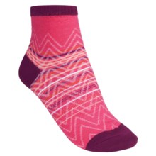 SmartWool Squiggle Stripe Socks - Merino Wool, Quarter-Crew (For Women) in Peony - 2nds