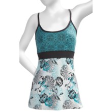 SoyBu Balance Tank Top - Built-In Shelf Bra (For Women) in Oasis - Closeouts