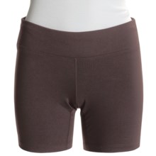 Sugoi Lucky Fit Shorts (For Women) in Chocolate / White - Closeouts