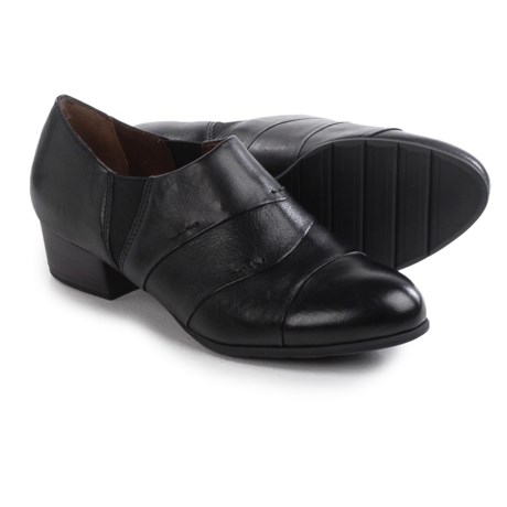 Tamaris Stacked Heel Shoes Leather, Slip Ons (For Women)
