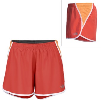 The North Face GTD Running Shorts - Inner Brief (For Women) in Juicy Red/Impact Orange