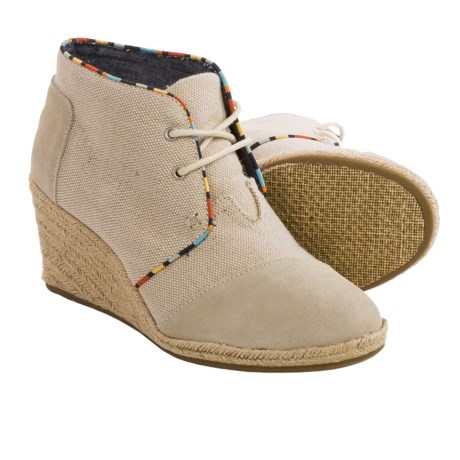 TOMS Desert Wedge Ankle Boots Burlap Suede (For Women)