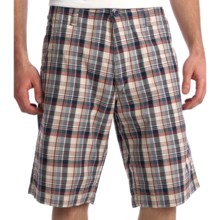 True Grit Woven Paddle Shorts (For Men) in American Check Natural - Closeouts