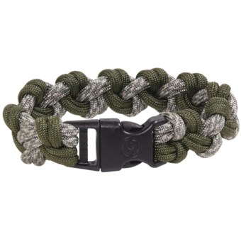 Ultimate Survival Technologies Para 550 Paracord Bracelet in Camo