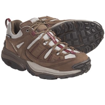 Vasque Scree Low UltraDry Trail Shoes - Waterproof (For Women) in Chocolate Chip/Port Royal