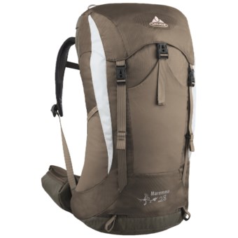 Vaude Maremma 28 Backpack - Internal Frame (For Women) in Light Brown