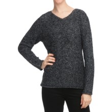 White Sierra Top Notch V-Crew Sweater (For Women) in Caviar - Closeouts