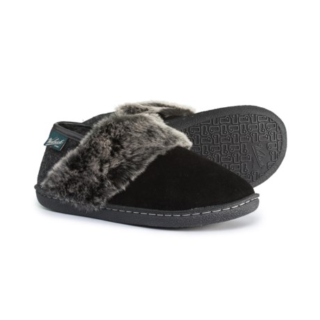 UPC 840433167662 product image for Winter Ridge Slippers (For Women) - BLACK (7 ) | upcitemdb.com