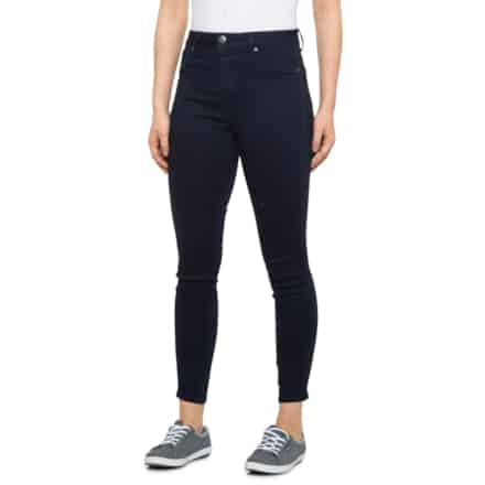 1822 Denim Women: Average savings of 55 