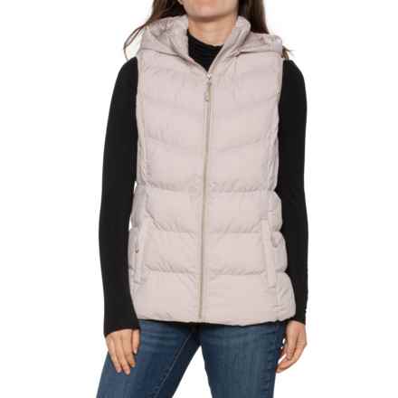 32 Degrees Quilted Fine Tech Stretch Vest in Chateau Gray