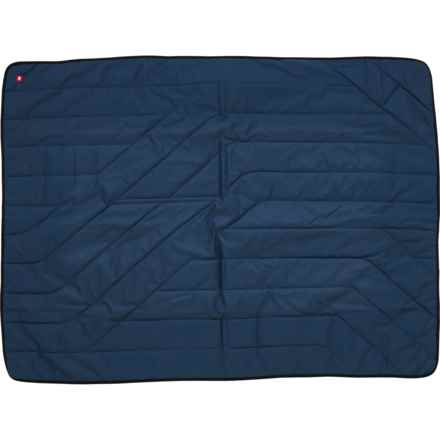 686 Hooded Puffer Blanket - Waterproof, Insulated in Orion Blue/Black