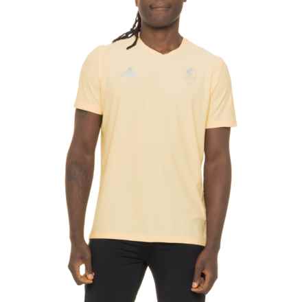 adidas Boston Marathon Running 25 T-Shirt - Short Sleeve in Warm Vanilla