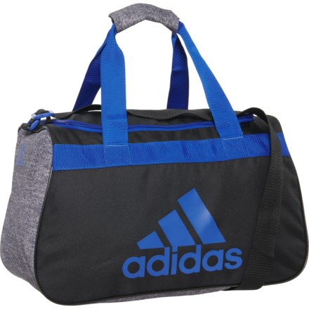 Adidas carry outlet on