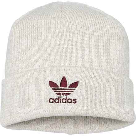 adidas Originals Trefoil Beanie (For Women) in White-Orbit Grey/Victory Crimson Purple