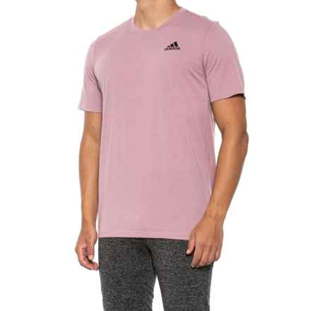 adidas PR T-Shirt - Short Sleeve in Magic Mauve