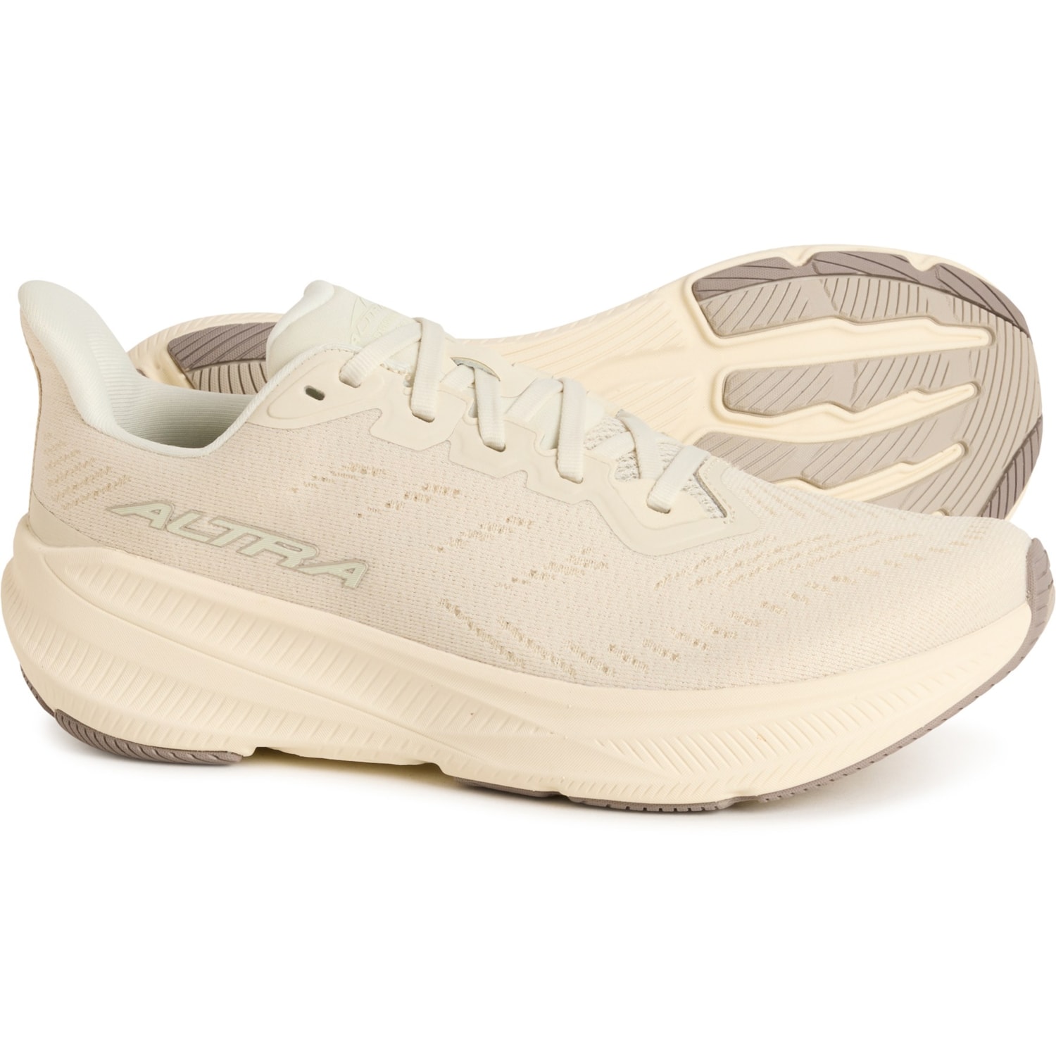 Altra Experience Flow 2 SAMPLES Cut in half: Altra Experience Flow Review | RunRepeat main image 2
