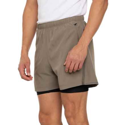 ASICS 2-in1 Mesh Insert Shorts - Built-In Liner in Chestnut