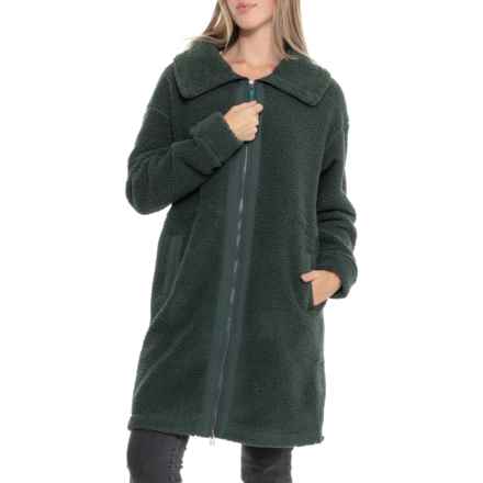 Aspen Cinched Stadium Long Coat in Emerald Green