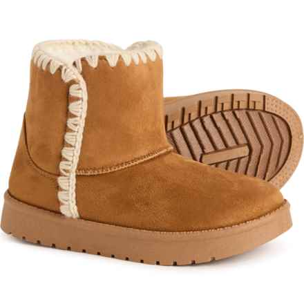 Aspen Girls Stitched Faux-Shearling Boots in Camel