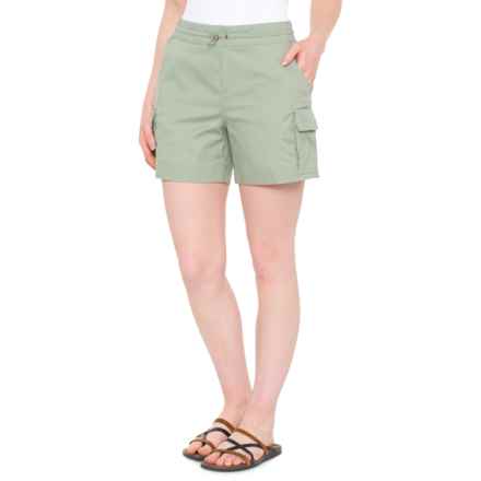 Aspen Solid Cotton Ripstop Cargo Shorts in Lily Pad