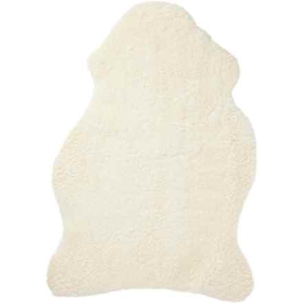 Auskin Curly Sheepskin Pelt Rug - 2x3’ in Off-White