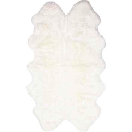 Auskin Sheepskin Pelt Rug - 4x6’, Ivory in Ivory