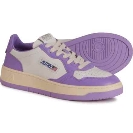 AUTRY Medalist Low Sneakers - Leather (For Women) in White / Lilac