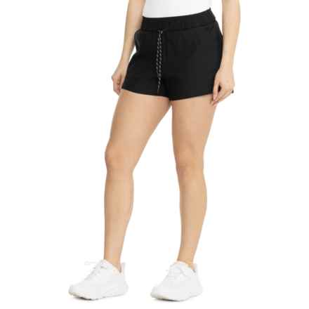 Avalanche Amber Twill Shorts in Black