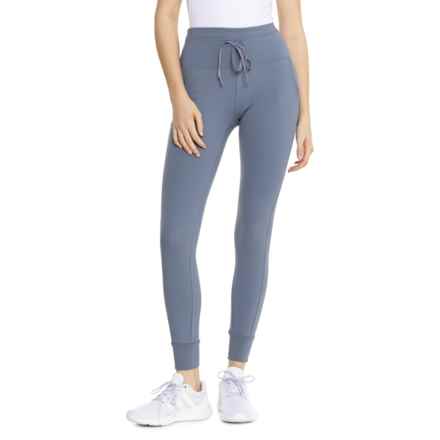Avalanche Carbon Peached Leggings in Citadel Blue