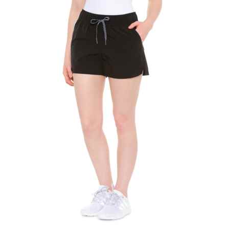 Avalanche Lille Woven Shorts in Black